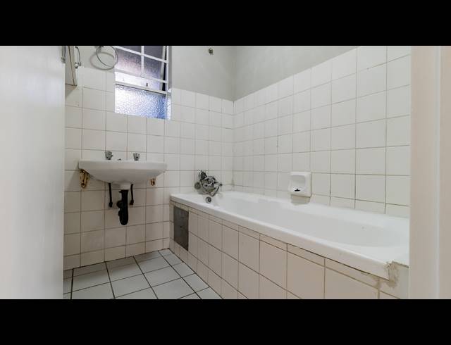 3 BEDROOM APARTMENT FOR SALE IN WELTEVREDEN PARK